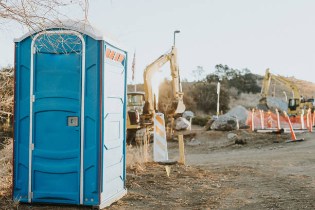 Porta potty delivery and setup in Carthage, MS